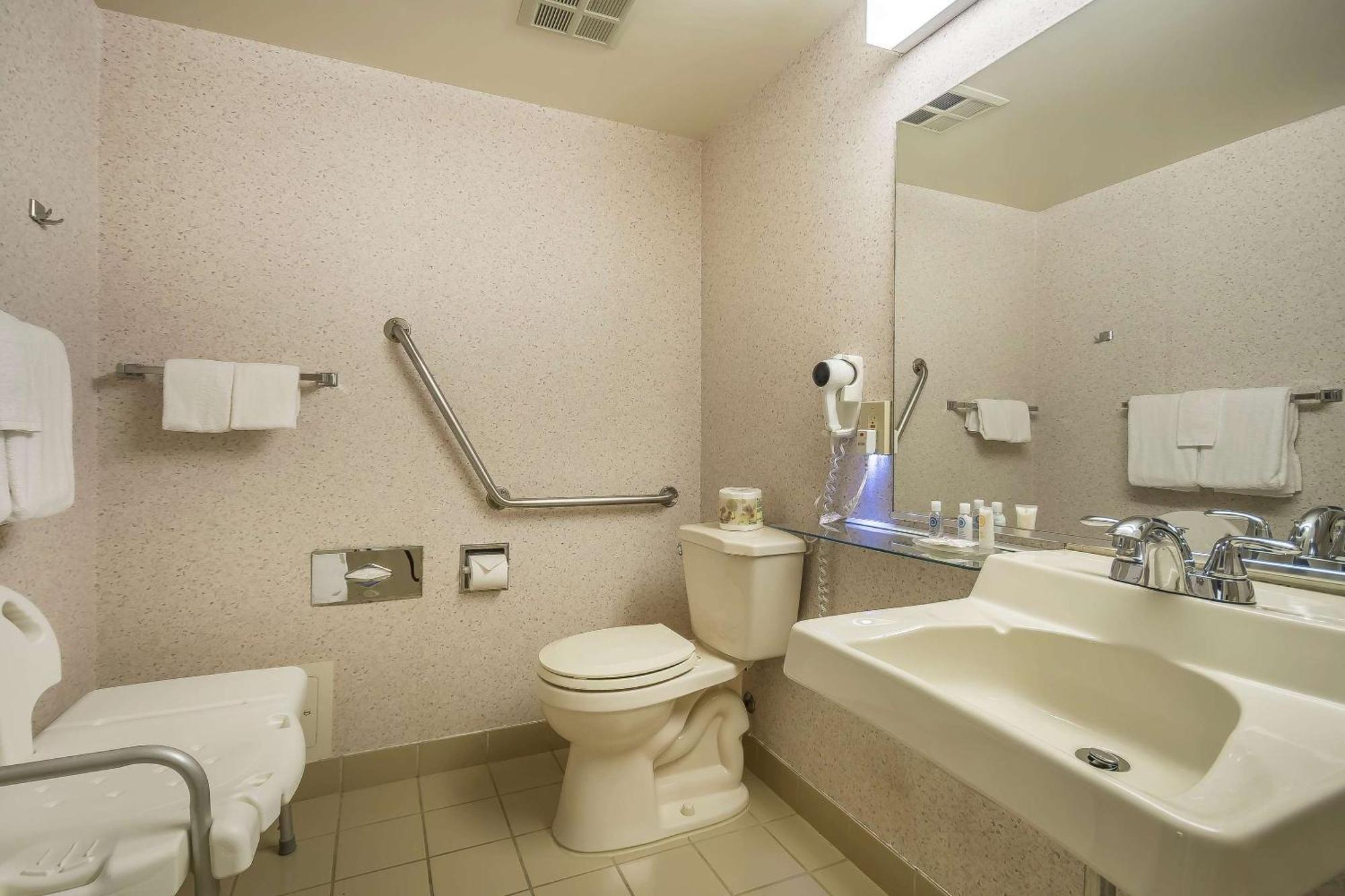 Comfort Inn Chilliwack Esterno foto